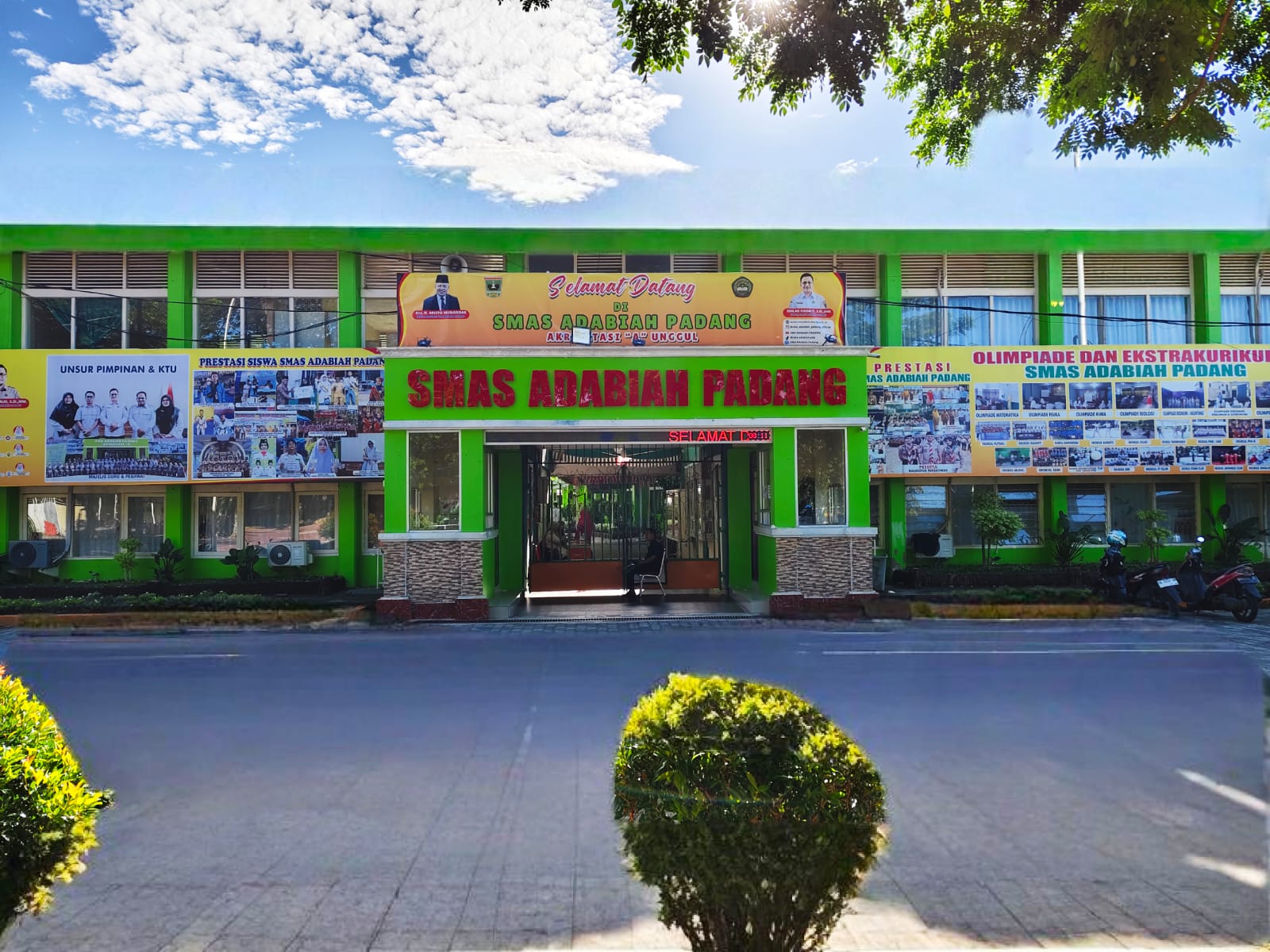 SMA ADABIAH PADANG